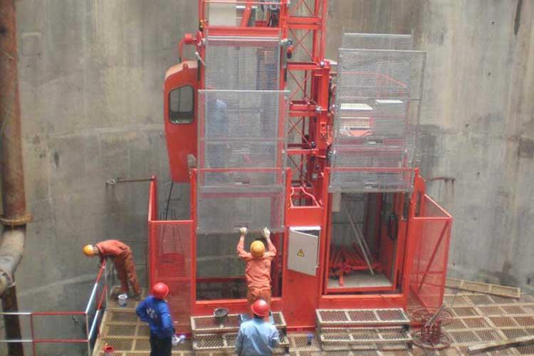 因?yàn)闈?jì)寧施工電梯租賃新減速機(jī)零部件加工、安裝和調(diào)試等要素的影響，合作面觸摸面積較小，而許用的扭距較大